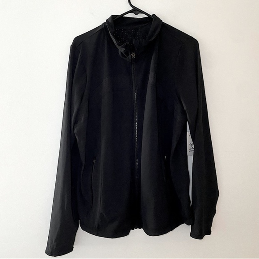 Xersion running jacket black zip up coat